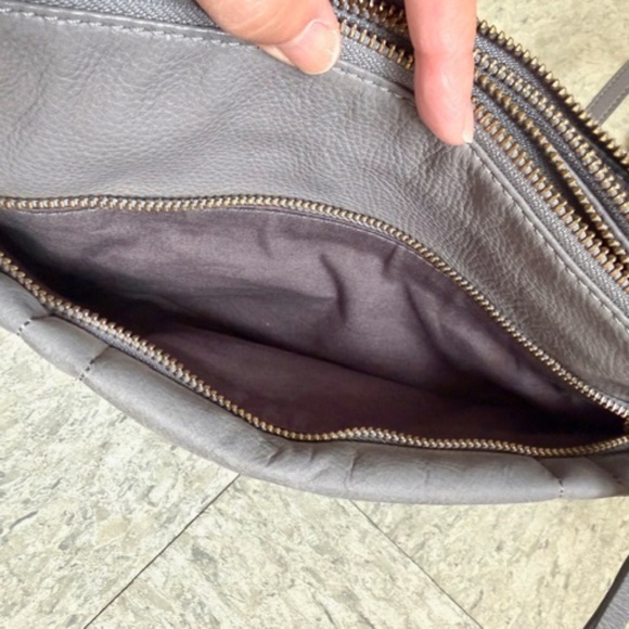 Marc by MARC JACOBS Light Grey Leather + Suede Shoulder/Crossbody Handbag - Picture 11 of 15